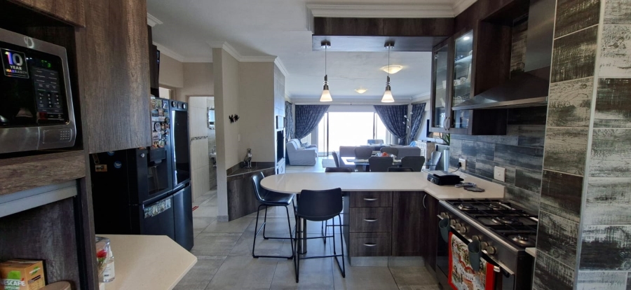  Bedroom Property for Sale in Dana Bay Western Cape